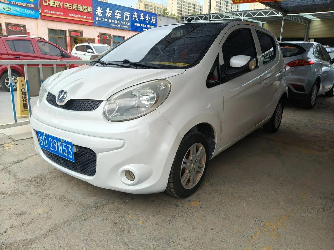 15年长安奔奔多少钱二手车(15年的奔奔现在卖多少)