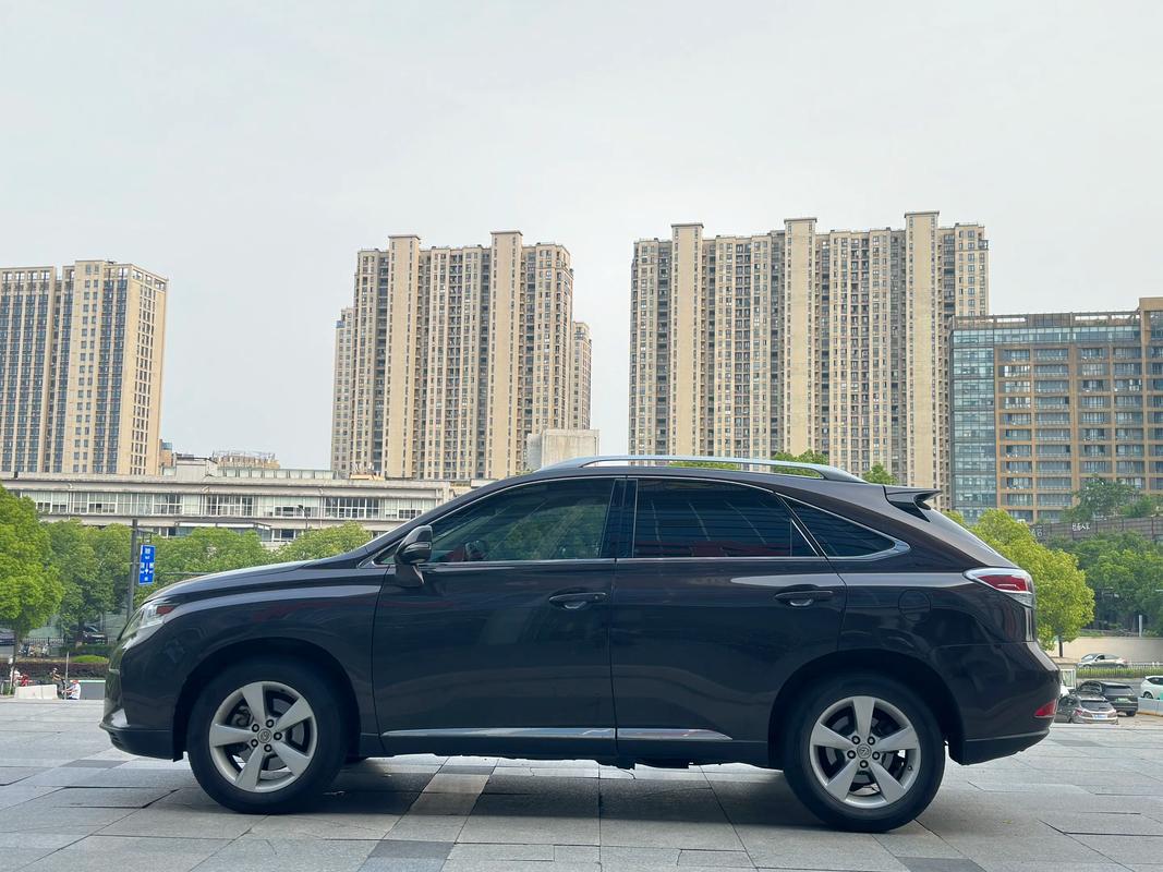 2015年雷克萨斯rx270二手车／2012款雷克萨斯rx270豪华版二手车